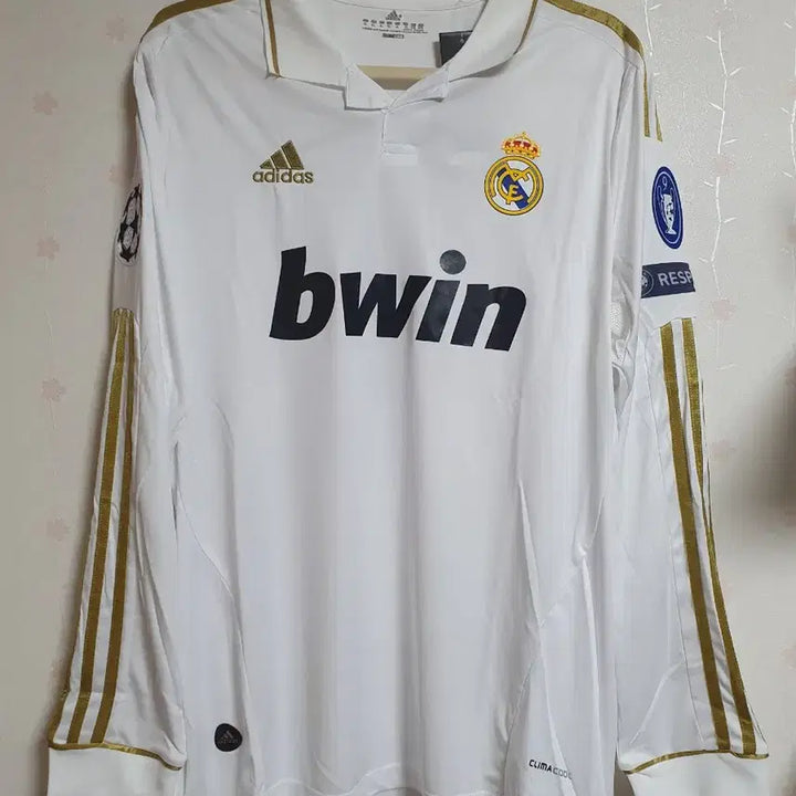 [BUNJANG] Real Madrid 11/12 Sergio Ramos Long Sleeve Champions League Jersey XL / 레알마드리드 11/12 라모스 챔피언스리그 긴팔 유니폼