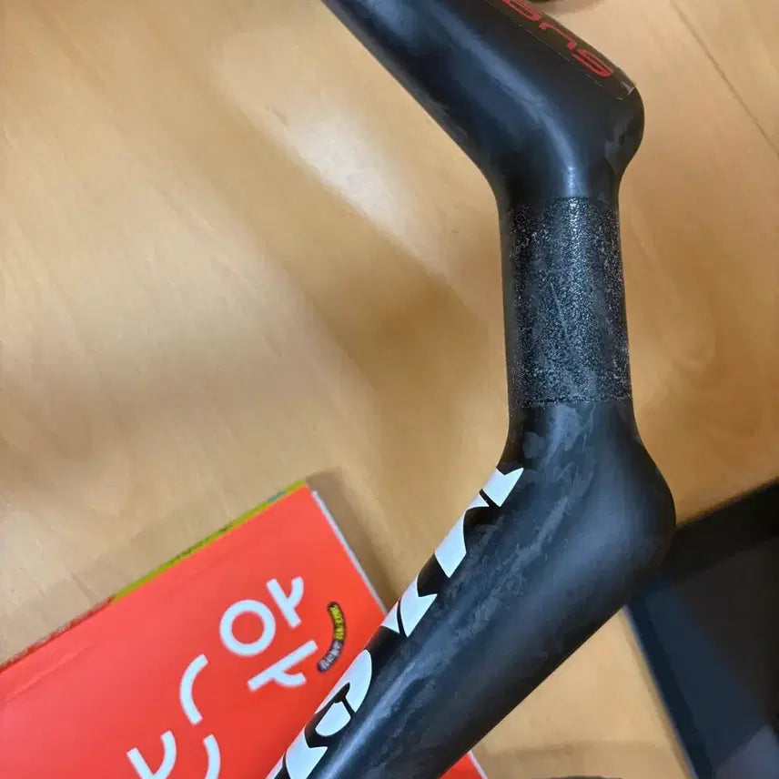 [BUNJANG] Velobuild Carbon Track Handlebar / 벨로빌드 카본트랙바 무하자