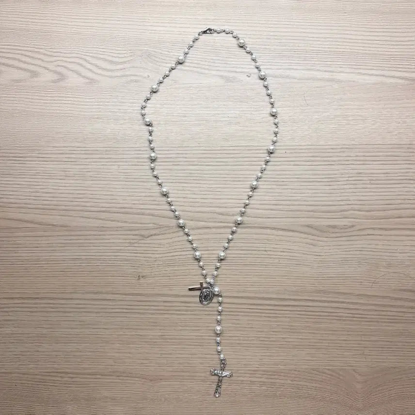[BUNJANG] Gothic White Silver Pearl Cross Rosary Necklace / 고딕 화이트 실버 진주 십자가 로자리오 목걸이