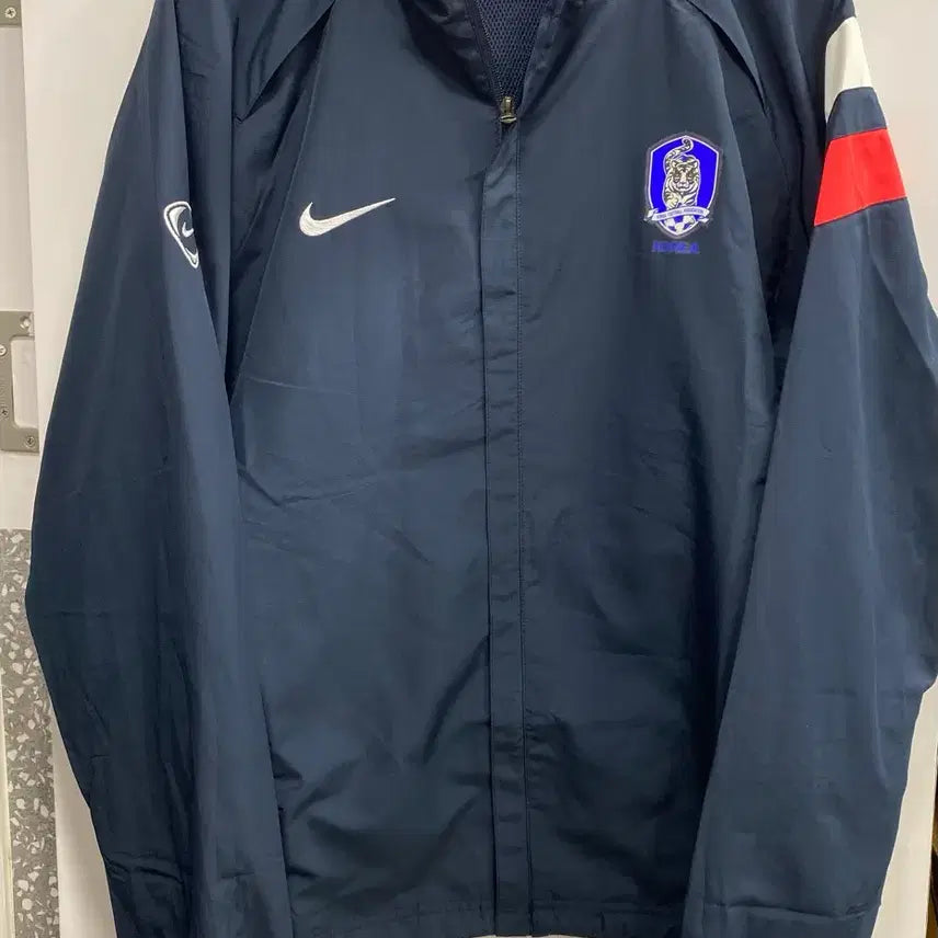 [BUNJANG] Nike Korea National Football Team 06-08 Windbreaker Jacket (XL) / [L추천/표기XL] 나이키 축구 국가대표 06-08 korea 바람막이