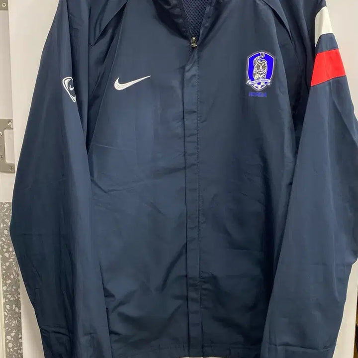 [BUNJANG] Nike Korea National Football Team 06-08 Windbreaker Jacket (XL) / [L추천/표기XL] 나이키 축구 국가대표 06-08 korea 바람막이