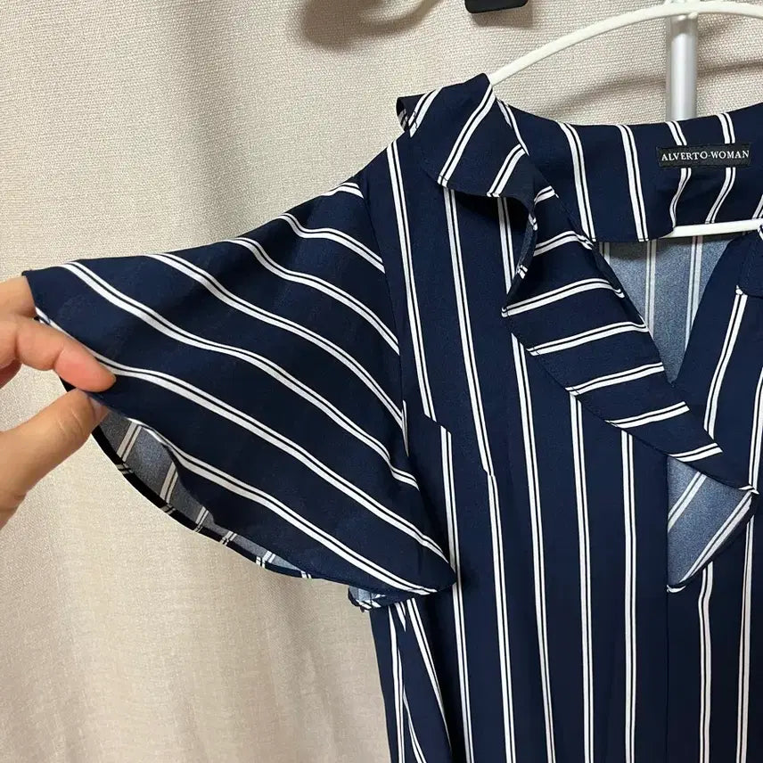 [BUNJANG] Alberto Woman Navy Stripe Long Dress / ALBERTO-WOMAN 스트라이프 원피스