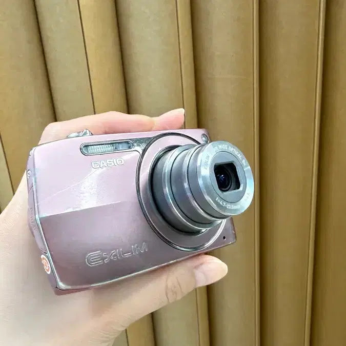 [BUNJANG] Casio Exilim EX-Z2300 Pink Vintage Digital Camera / 카시오 엑슬림 exlim-z2300 핑크 모카 로제 연예인 빈티지디카