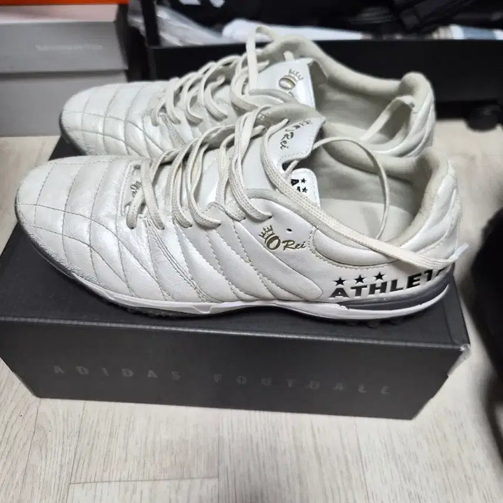 [BUNJANG] Athleta Oray A005 Soccer Cleats 240mm / 아슬레타 오레이 A005 240