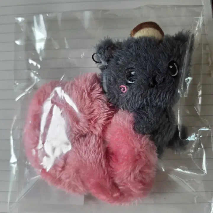 [BUNJANG] NCT WISH Riku Scrunchie (Sealed) / [미개봉] 엔시티위시 리쿠 스크런치 양도