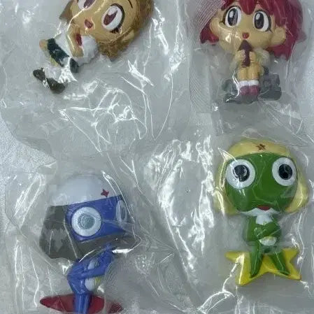 [SOLD OUT] 캐릭터 인형 굿즈 고전 만화 가챠 개구리 중사 케로로 피규어 마그넷 자석