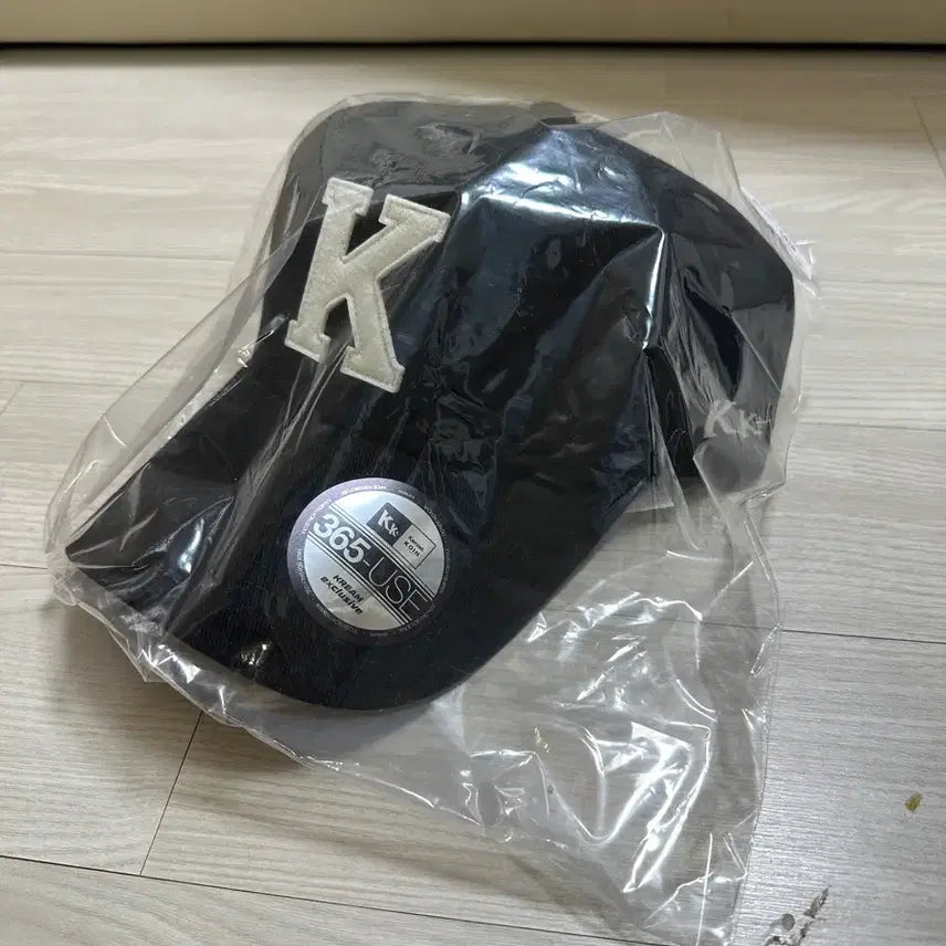 [BUNJANG] Kamien x Coin Seoul K Logo Ball Cap Black / 카미엔 x 코인서울 케이 로고 볼캡 블랙