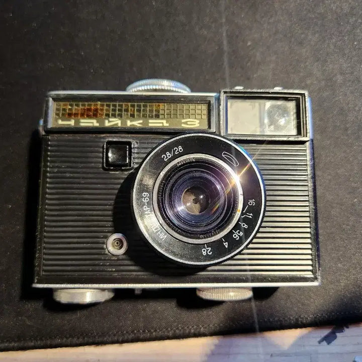 [BUNJANG] Soviet Chaika 3 Half Frame Mechanical Film Camera with Industar 69 28mm f/2.8 Lens / 소련제 기계식 하프 필름카메라