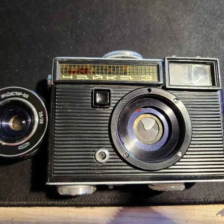 [BUNJANG] Soviet Chaika 3 Half Frame Mechanical Film Camera with Industar 69 28mm f/2.8 Lens / 소련제 기계식 하프 필름카메라