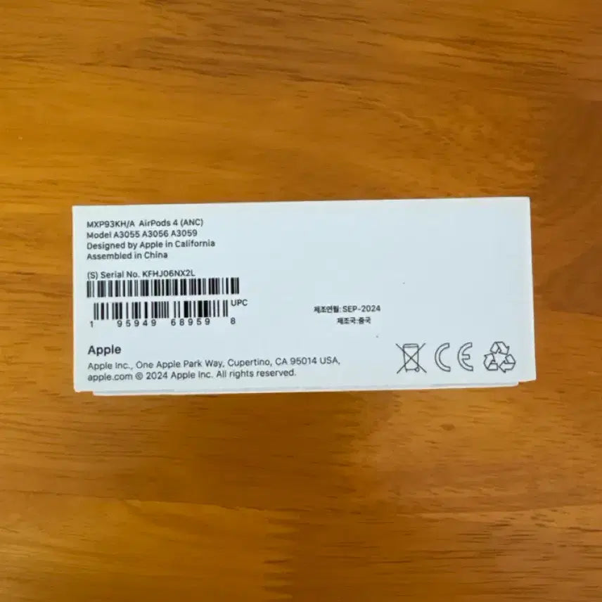 [BUNJANG] Apple AirPods Pro (2nd Gen) with Noise Cancellation + Casetify Case / 에어팟4(노캔+풀박) + 케이스티파이 케이스