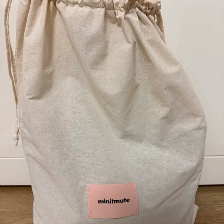 [SOLD OUT] 미닛뮤트 토보 숄더백 블랙