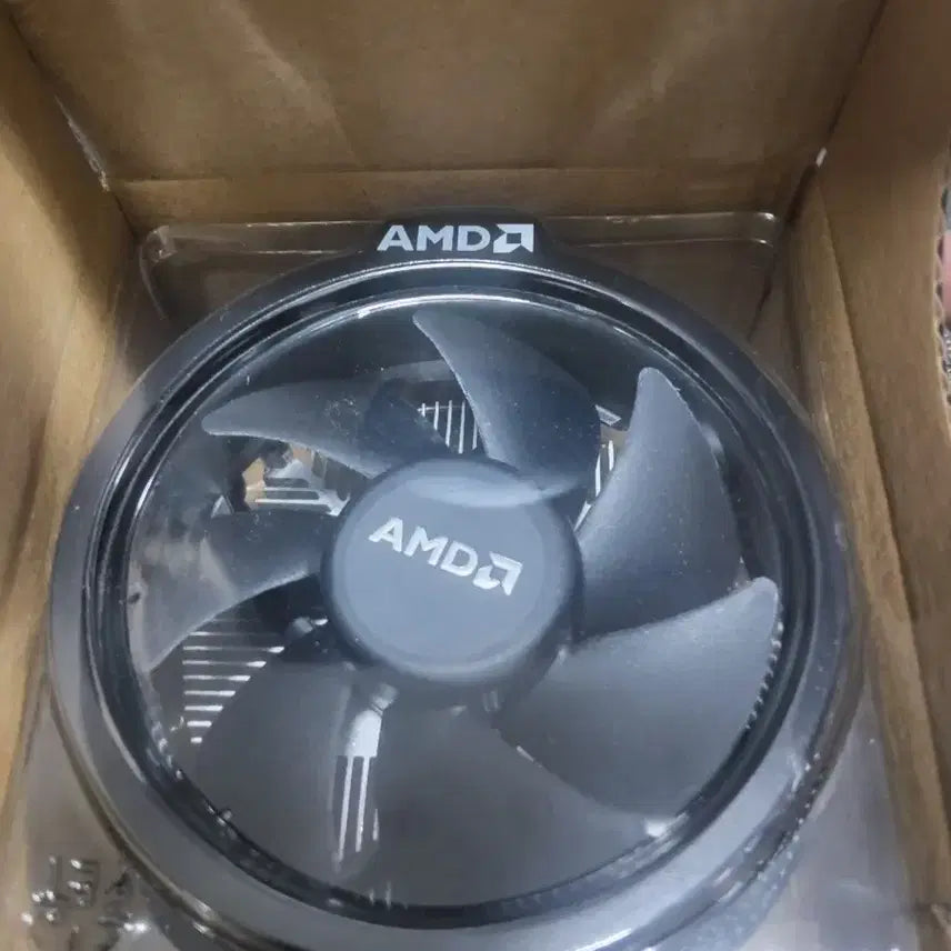 [BUNJANG] AMD Ryzen 5 5600G CPU with Unused Genuine Cooler / 5600g cpu팝니다 미사용 정품쿨러