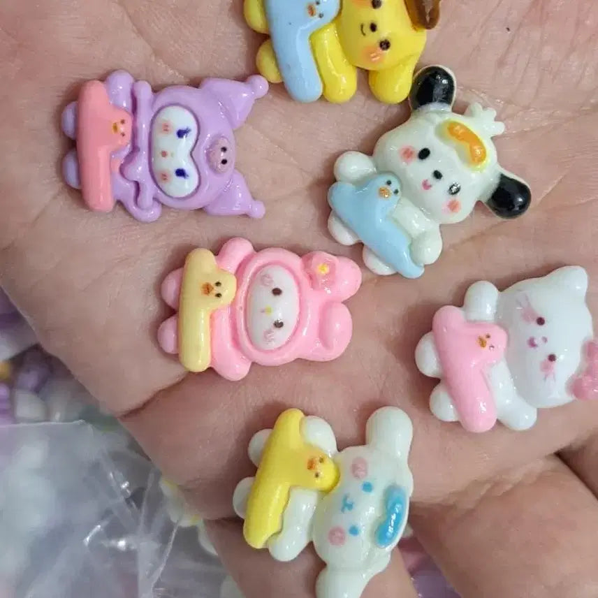 [SOLD OUT] 신상 산리오 튜브  데코덴 파츠  탑꾸재료 10개당 랜덤