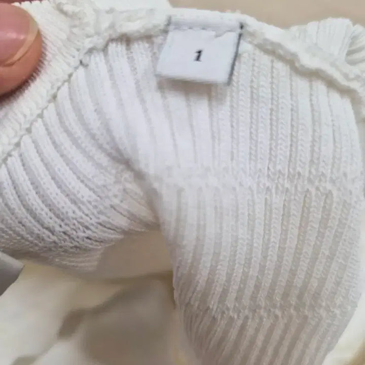 [BUNJANG] Sandro White Wave Knit Cardigan / 산드로 화이트 물결 니트 가디건 1