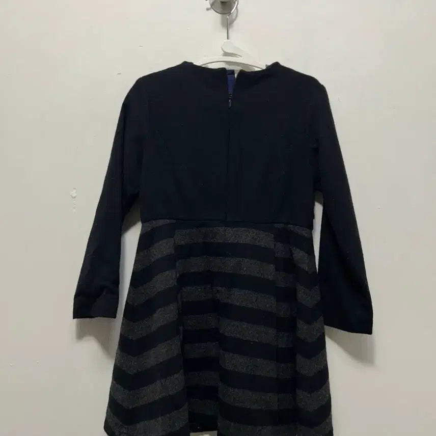[BUNJANG] Hazzys Kids Dress Size 120 / 헤지스 키즈 원피스 120사이즈