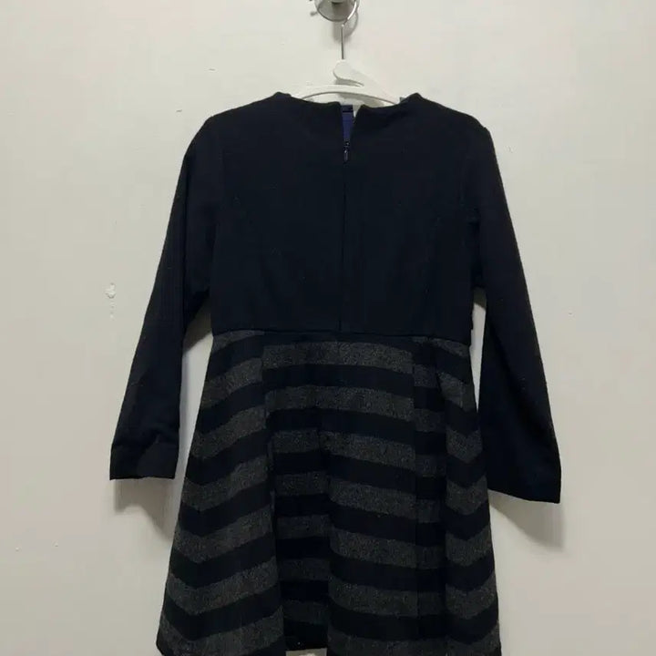 [BUNJANG] Hazzys Kids Dress Size 120 / 헤지스 키즈 원피스 120사이즈