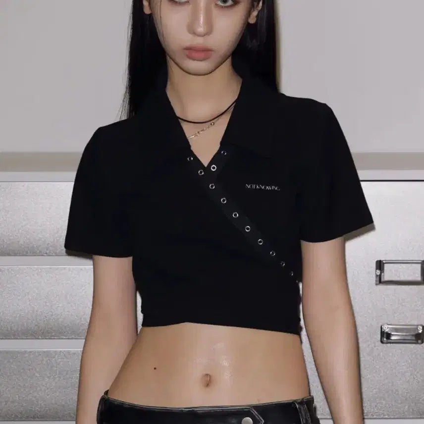 [BUNJANG] Notingcross Cross Back Eyelet PK Top / 낫노잉 Cross Back Eyelet PK Top