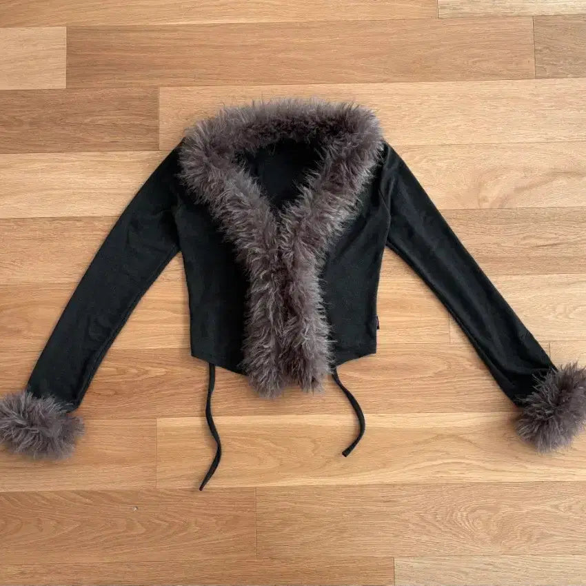[BUNJANG] Gillaiv Archive Fur Trimming Cardigan Charcoal / 길라아카이브 퍼 트리밍 가디건 차콜