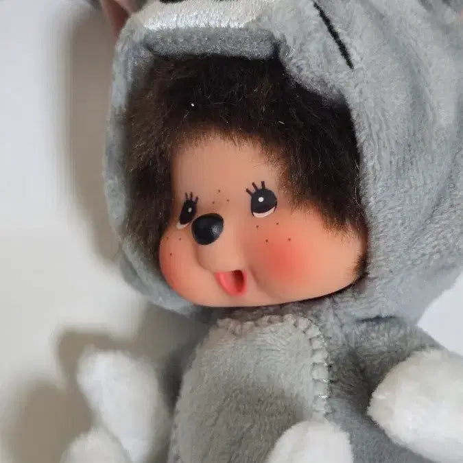 [BUNJANG] Genuine Monchhichi Doll Wearing Tom Character Outfit / 톰몬치치 정품 새상품