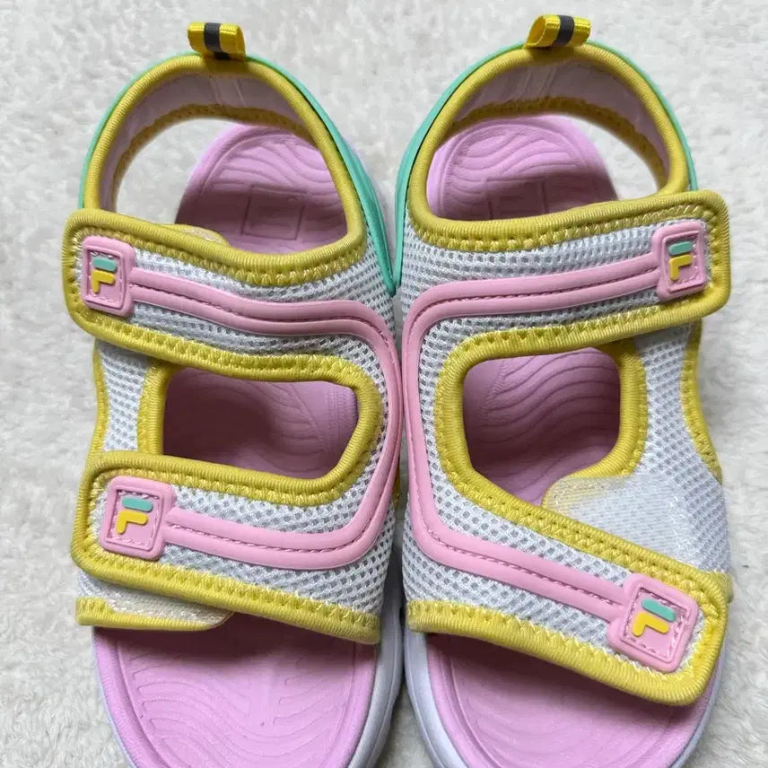 [BUNJANG] Fila Kids Sandals Pink Yellow Size 190 / 휠라 키즈 샌들 핑크 옐로우 190