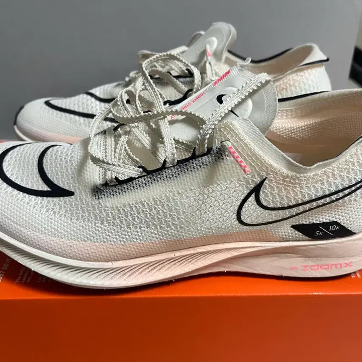 [BUNJANG] Nike ZoomX Streakfly Running Shoes / 나이키 줌X 스트릭플라이 250 팝니다