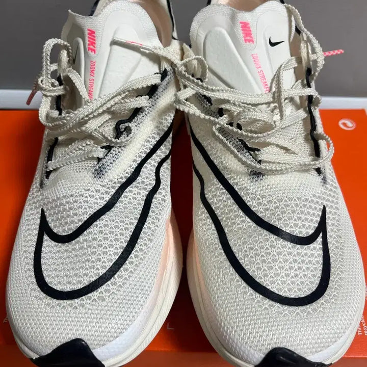 [BUNJANG] Nike ZoomX Streakfly Running Shoes / 나이키 줌X 스트릭플라이 250 팝니다