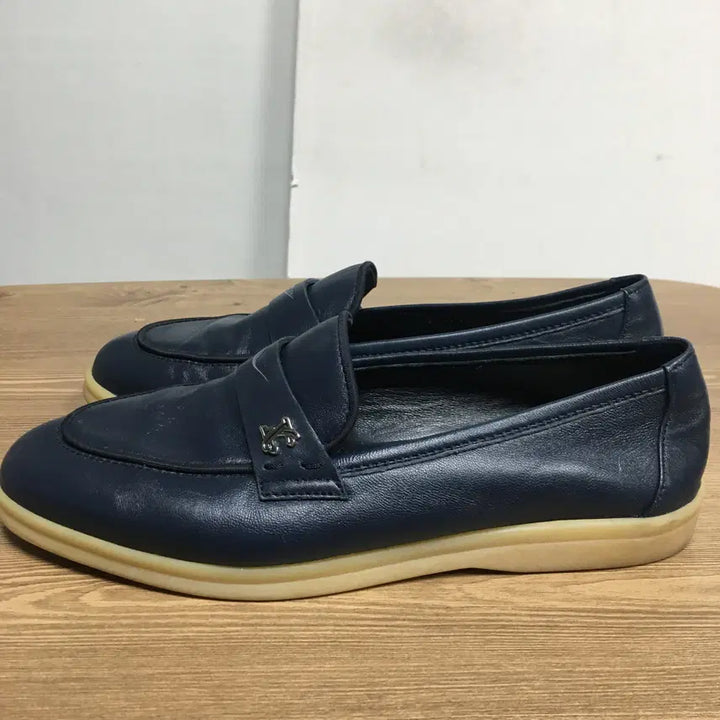 [BUNJANG] LATT Leather Flat Shoes 235 / LATT 래트 단화 플랫슈즈 235