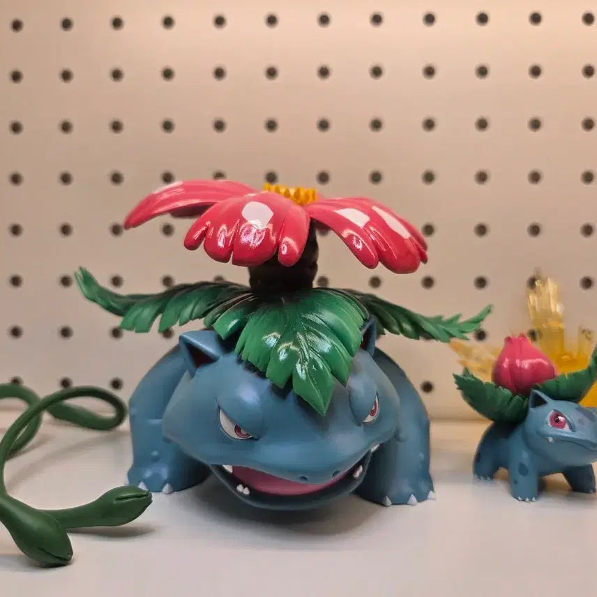 [BUNJANG] Pokemon Scale World Venusaur &amp; Ivysaur Resign Figure Set / 왕왕 이상해꽃+이상해풀 포켓몬 스케일월드 레진 피규어
