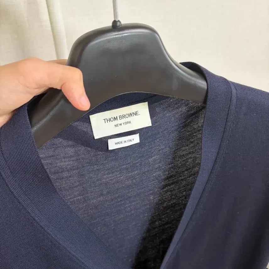 [BUNJANG] Thom Browne Diagonal Stripe Armband Cardigan Navy Size 4 / [4/정품] 톰브라운 사선완장 가디건 네이비