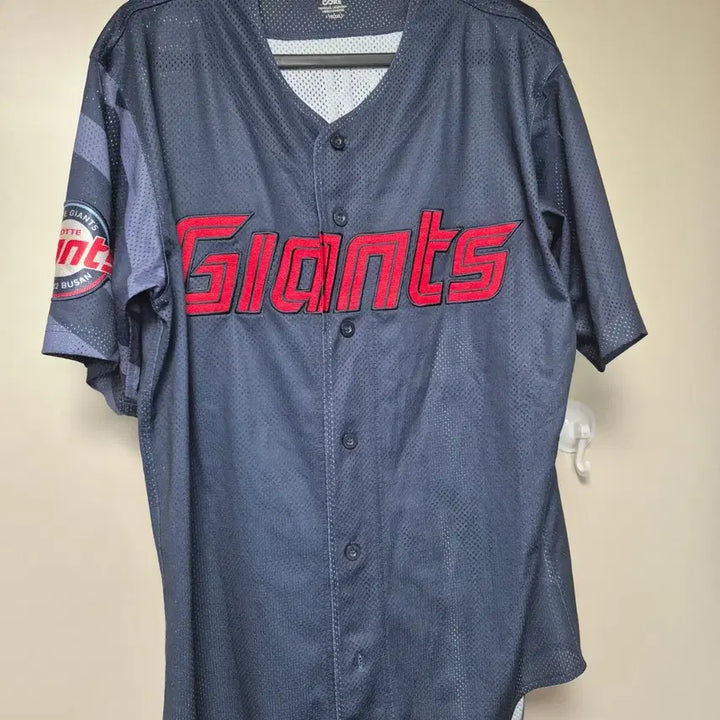[BUNJANG] Lotte Giants Lee Dae-ho Signed Baseball Jersey / 롯데자이언츠 유니폼 110사이즈 이대호 마킹  판매합니다