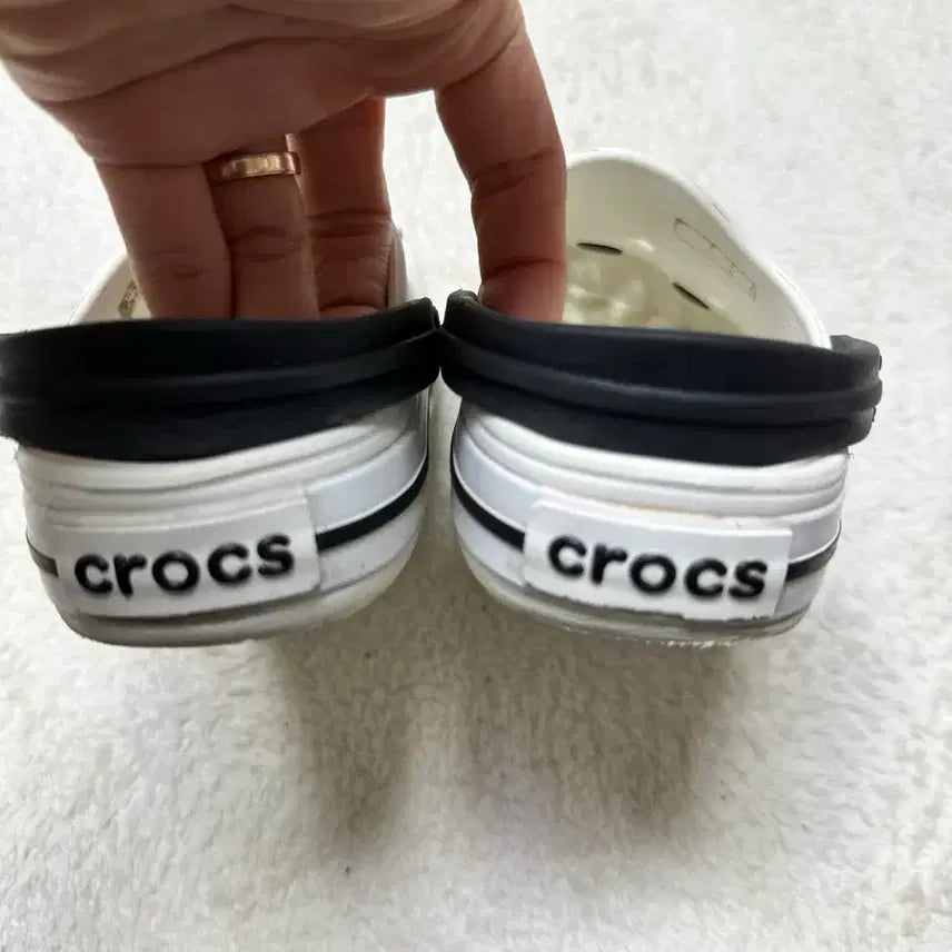 [BUNJANG] Crocs Kids Character Jibbitz Sandals / 크록스 샌들 캐릭터 지비츠 포함 165