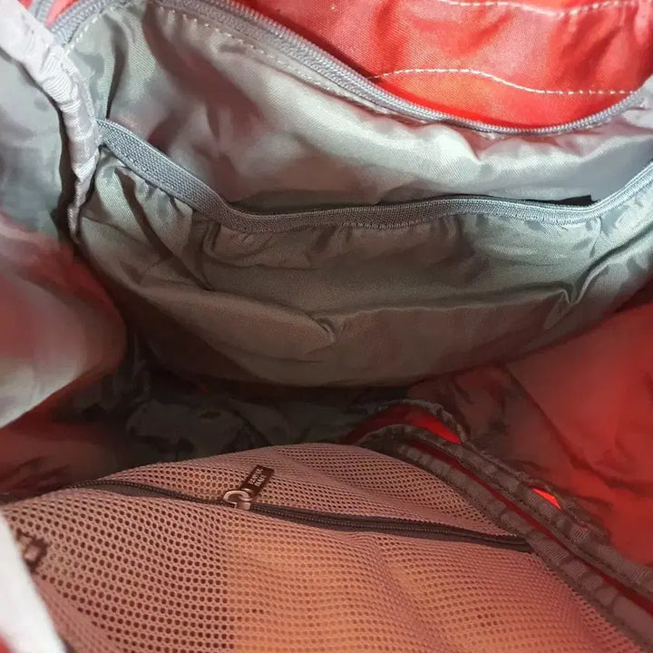[BUNJANG] TrekMate 50L Backpack / 트레이블메이트 정품 50리터 여행가방 배낭 판매합니다