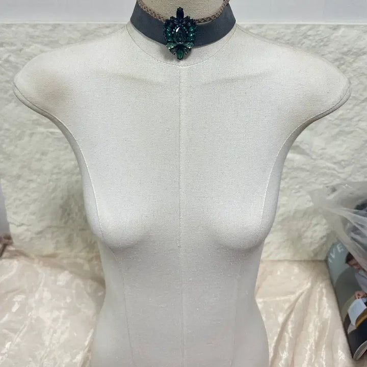 [BUNJANG] Vintage Grey Suede Oriental Choker Necklace / 빈티지 그레이 스웨이드 오리엔탈 초커 목걸이