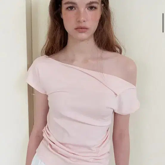 [BUNJANG] Etong Off-Shoulder T-Shirt Light Pink / <새상품> 에트몽 오프숄더 티셔츠 판매합니다 7만