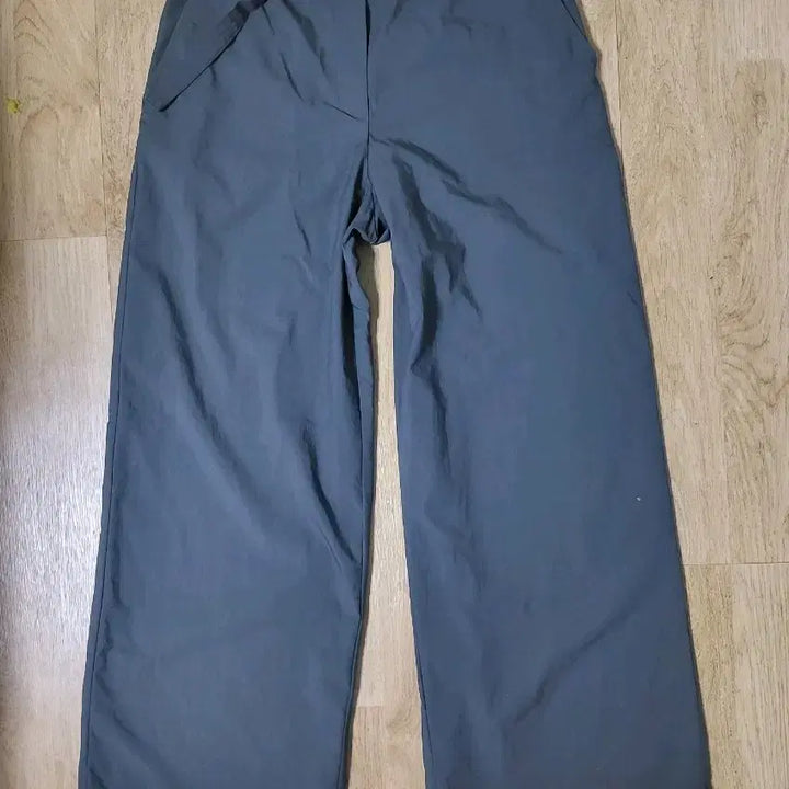 [BUNJANG] SJSJ 2023 Summer Slacks / SJSJ(2023) 여름 슬랙스 팔아요