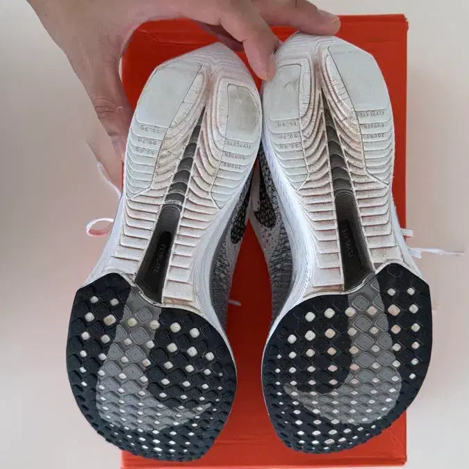 [BUNJANG] Nike ZoomX Vaporfly Next% 3 Wired White/Smoke Grey Running Shoes / 나이키 베이퍼플라이 넥스트% 2 와이어드 화이트