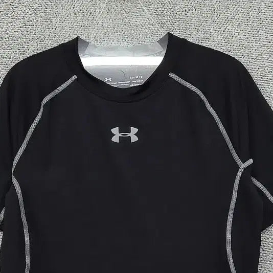 [BUNJANG] Under Armour Black Training T-Shirt LG / 언더아머 블랙 트레이닝 반팔티 LG/G/G