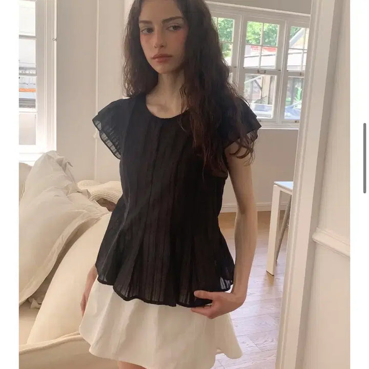 [BUNJANG] Ririsoo Ava Blouse / 리리수 아바 블라우스