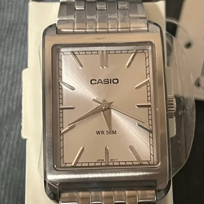 [BUNJANG] Casio MTP-B215D-7AV Silver Stainless Steel Watch / 정품 새상품) 카시오 MTP-B215D-7AV 실버