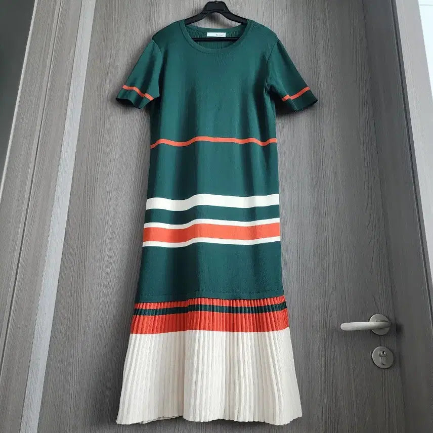 [BUNJANG] Bonispax Striped Pleated Knit Long Dress (Green, Orange, White) / 보니스팍스(Bonispax) 스트라이프 플리츠 니트 원피스