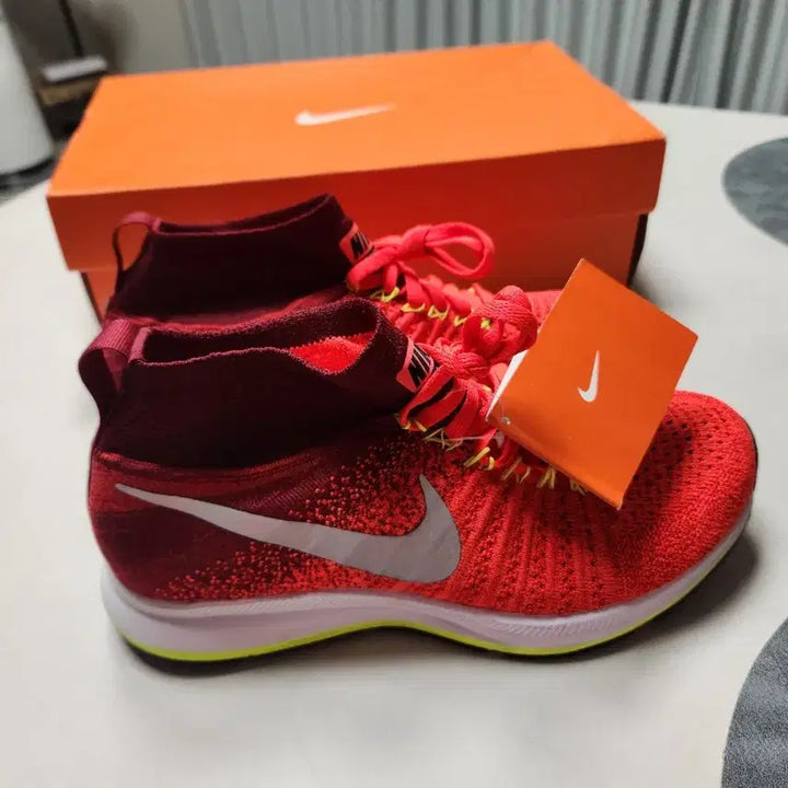 [BUNJANG] Nike GS Pegasus All Out Flyknit 250 / [250] 나이키 GS 페가수스 올아웃 플라이니트 새제품