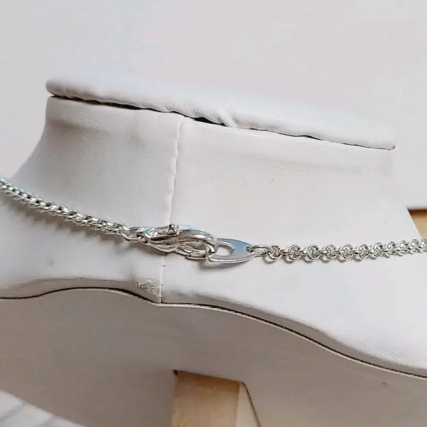 [BUNJANG] Cross Cubic Necklace / 십자가 큐빅 멋스러운 목걸이