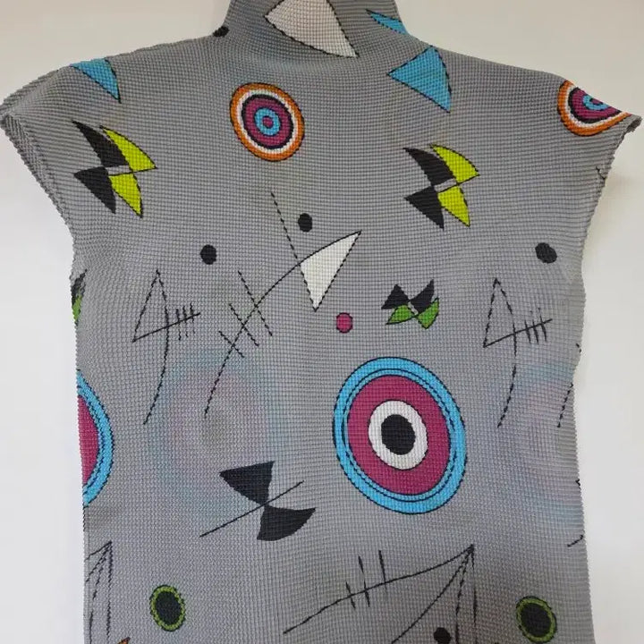[BUNJANG] Me ISSEY MIYAKE Graphic Print Turtleneck Top / 미 이세이미야케 me ISSEY MIYAKE 그래픽 프린트 터틀넥 탑