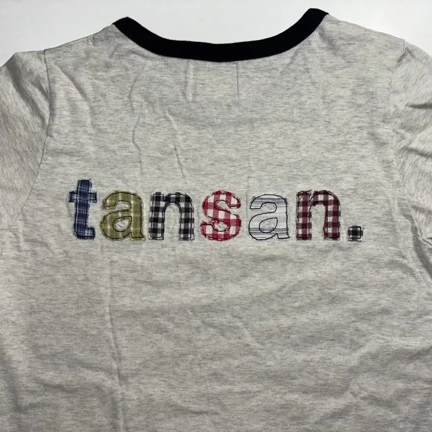 [BUNJANG] Carbon Appliqué Ringer T-Shirt (Ivory) / 탄산 아플리케 링거 티셔츠 (아이보리)