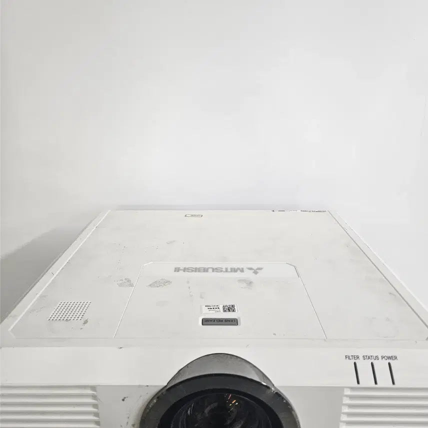 [BUNJANG] Mitsubishi XL7100U Projector / 미쯔비시 XL7100U 프로젝터