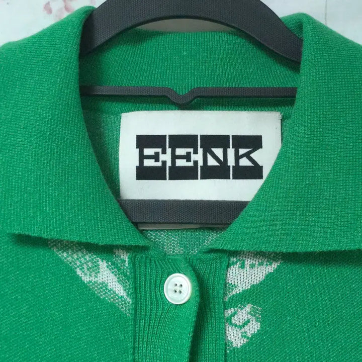 [BUNJANG] Eenk Letter U Mahagonny Blend Knit / Eenk Letter u 마혼방 니트
