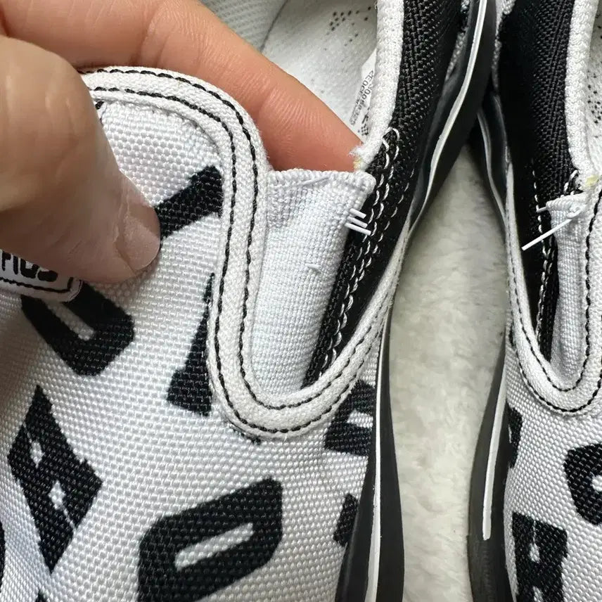 [BUNJANG] Fila Kids Lettering Slip-on Shoes 220 / 휠라 슬립온 키즈 레터링 220
