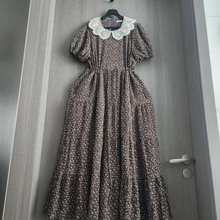 [BUNJANG] SOIR Floral Lace Round Neck Chiffon Long Dress / SOIR 레이스 라운드넥  플라워 쭈글이 쉬폰 롱원피스