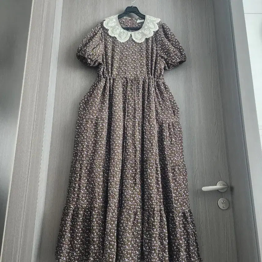 [BUNJANG] SOIR Floral Lace Round Neck Chiffon Long Dress / SOIR 레이스 라운드넥  플라워 쭈글이 쉬폰 롱원피스