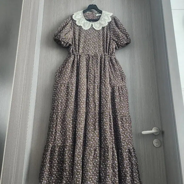 [BUNJANG] SOIR Floral Lace Round Neck Chiffon Long Dress / SOIR 레이스 라운드넥  플라워 쭈글이 쉬폰 롱원피스